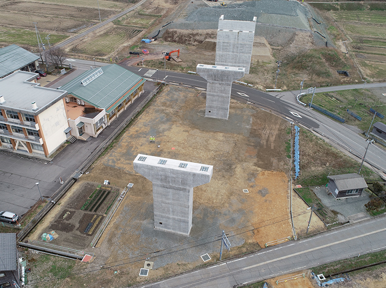 朝日温海道路大川橋梁下部その２工事